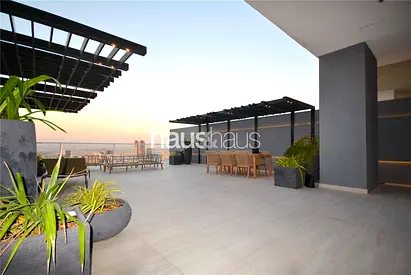 SPECTACULAR VIEW | HUGE TERRACE | VACANT