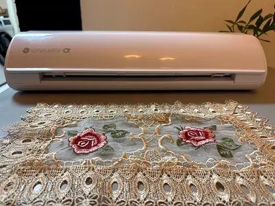 Cameo 5 Alfa cutting machine