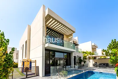 Upgraded & Landscaped | Skyline View