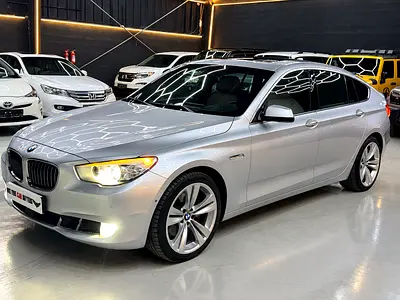 BMW 5 SERIES 535i GT ( GRAND -TURISMO ) 2011 73500 KMS GCC SPECS