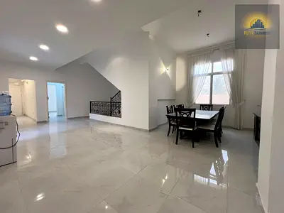 FULLY RENOVATED 4 BEDROOM WITH MAID ROOM SEPARATE VILLA AT MBZ CITY!