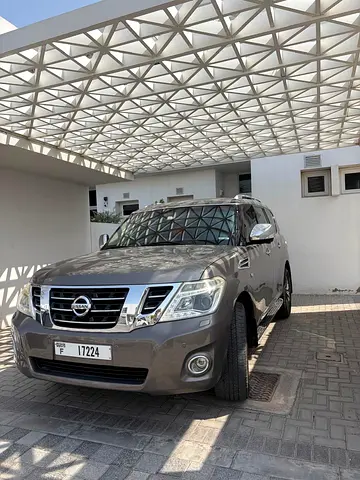 Patrol SE Platinum 2015