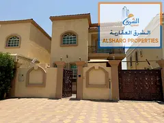 Villa - 5 master bedrooms - 2 living rooms - Majlis - Maid's room - Balcony - Central air conditioni