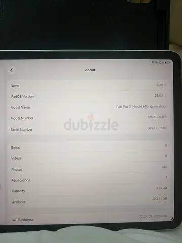 iPad Pro 11-inches 4th generation (silver) - decent condition, some cosmetic wear