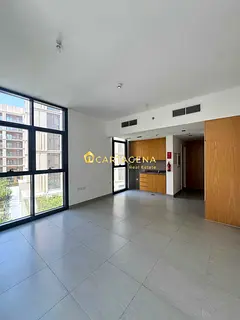 Modern Studio Available for Rent in Al Mamsha
