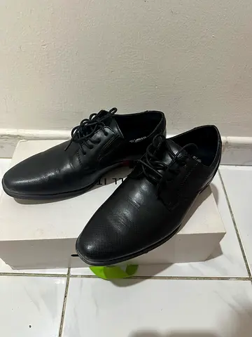 Black Men's Leather Dress Shoes - Call It Spring