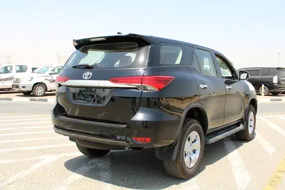 صورة 4 لـ 2026 Toyota FORTUNER