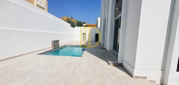 Rent|4 BR Villa | Pool | Burj Khalifa View | Jumeirah 1