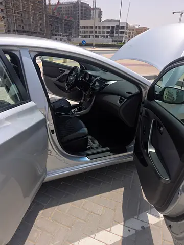 2015 Hyundai ELANTRA 照片 6