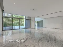 5BR Contemporary | Multiple Options | Area Expert