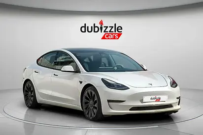 AED 1110/month | 2021 Tesla Model 3 | GCC Specs | Ref#517602