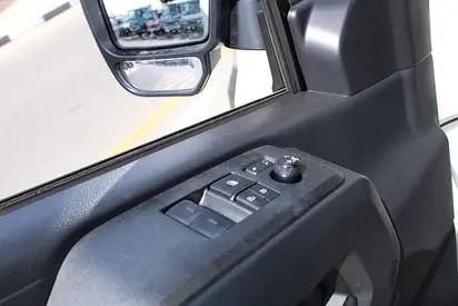 2026 Toyota HIACE 照片 13