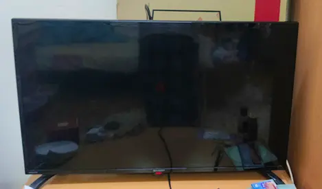 Top Brand SHARP 32" LEDTV For sale nr Ghubaiba bus/Metro