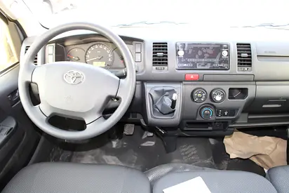 2025 Toyota HIACE 照片 15