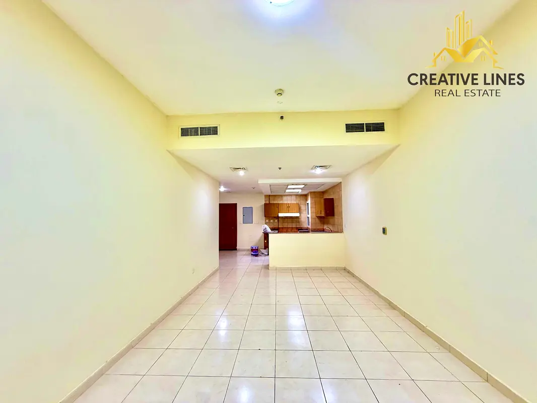 Elegant 1bhk apartment || only for family || Ready to move in