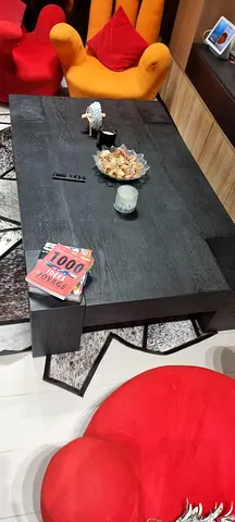Black wooden pottery barn coffee table 160×100 sturdy modern design