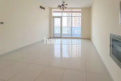 Spacious | High Floor | Available Now | Exclusive