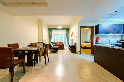Spacious 1BR Apt | Unfurnished | Community Views