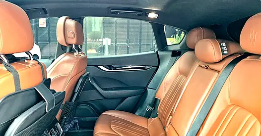2017 Maserati LEVANTE photo 7