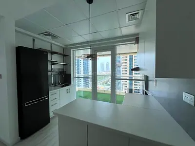 HIGH FLOOR | SKYLINE VIEW | SPACIOUS 1-BEDROOM