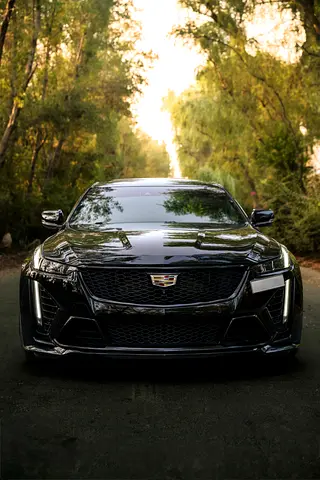 2022 Cadillac CT5 — фото 2