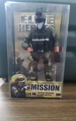 Very rare collection frome anthore country elite heros