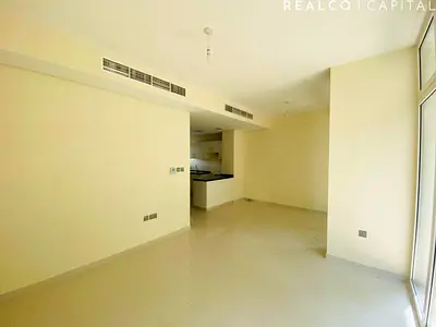 3 BEDROOMS | VACANT | READY TO MOVE | UNFURNISHED