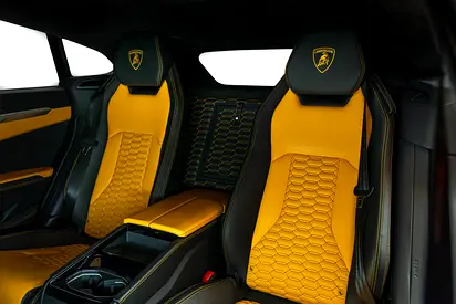 2019 Lamborghini URUS — фото 16
