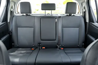 صورة 13 لـ 2026 Toyota HILUX
