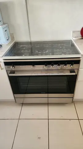 Siemens IQ700 Top Gas& Electric oven 90cm