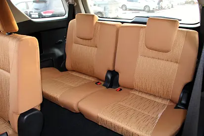 صورة 9 لـ 2026 Toyota FORTUNER