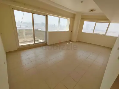 Genuine listing | Huge 1444 sf | Maid's room | Closed Kitchen | Laundry room | 2 Balconies | 4 Bath