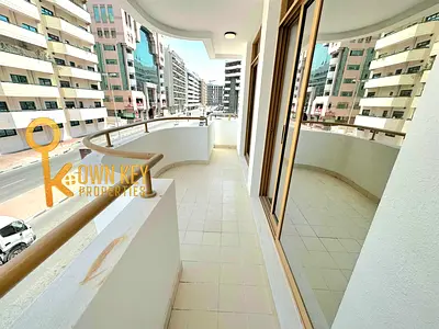 VERY NICE 1BHK ONLY 60K CLOSE TO METRO