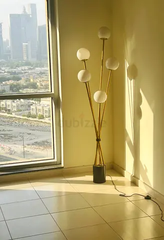 Floor lamp