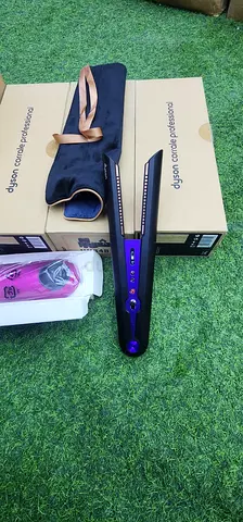 DYSON Hair straightener / Flat iron - unused with pouch and box