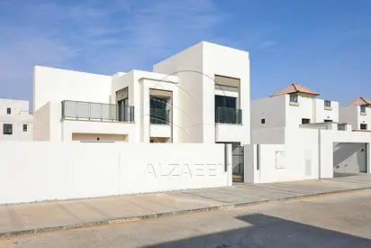 √Vacant! Brand New 4BR Villa- Prime Location√