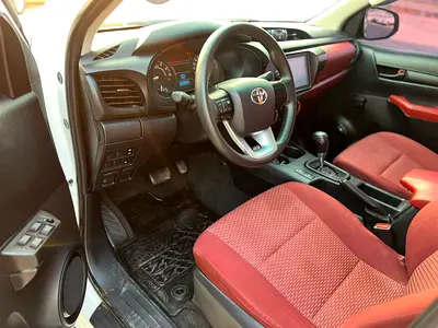 صورة 10 لـ 2022 Toyota HILUX
