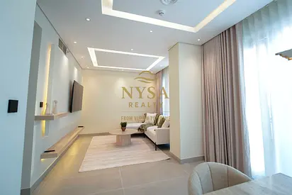 Exclusive| Upgraded | Fully-Furnished|Vacant