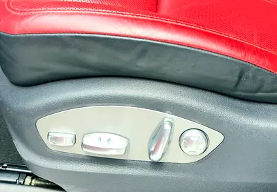 2015 Porsche CAYENNE — миниатюра 17