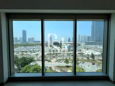 2 Broom + Study | Spacious Layout | Stunning Views