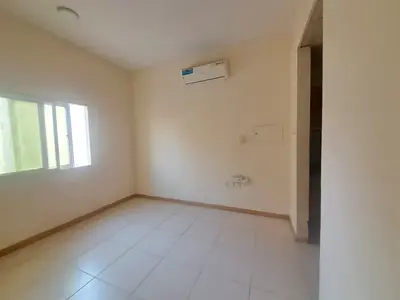 Seprate kitchen studio just in 17k ready to move only for family