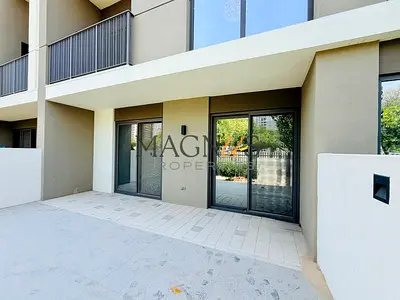 HIGH-END FURNISHINGS | SINGLE ROW | 3BR + MAID