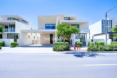 Modern | Vacant Now| Luxury Family Home
