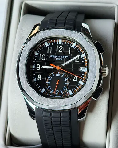Patek Philippe Aquanaut Men's Master Quality Watch with Black Dial and Black Rubber Strap🔥🔥