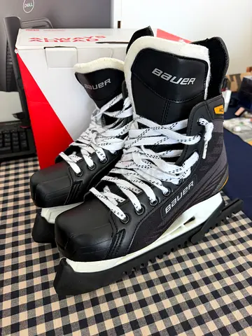 Bauer ice hockey skates - used, excellent condition