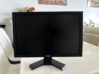Dell 19" LCD Monitor – Fully Working – AED 75