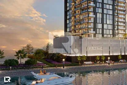 Luxurious 2BR + Maid’s with Canal Views | OP