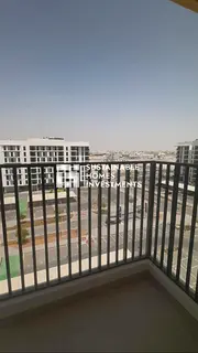 Ready To Move In l Nice Layout l High Floor