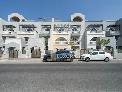 4BR+ maid's room Villa | Autumn Townhouses | Rooftop | Balcony & City View