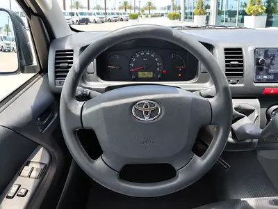 2026 Toyota HIACE 照片 5